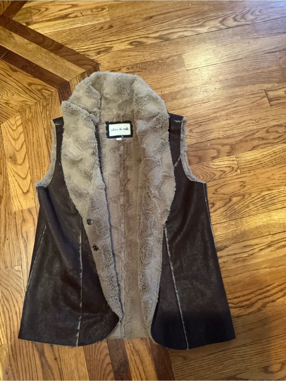 olive & oak Taupe Faux Shearling Vest Small